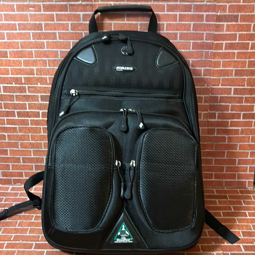 Black Wenger Men's Backpack